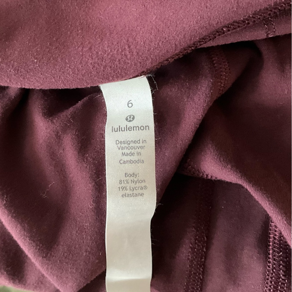 Lululemon align leggings size 6 - Picture 2 of 3